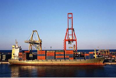 青島到廣州深圳內貿海運及專業(yè)貨代服務解析